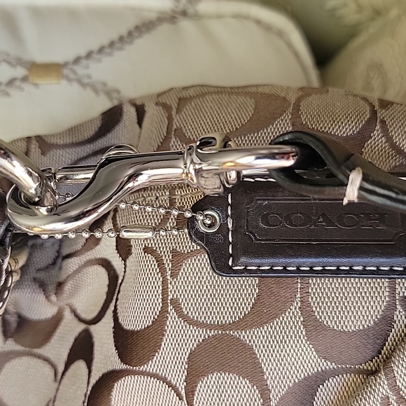 Coach Handbag Satchel Beautiful & Clean - Picture 3 of 15